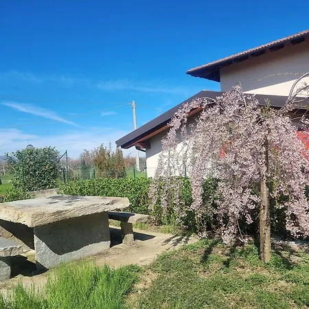 ベッド・アンド・ブレックファスト Cascina La Demilana