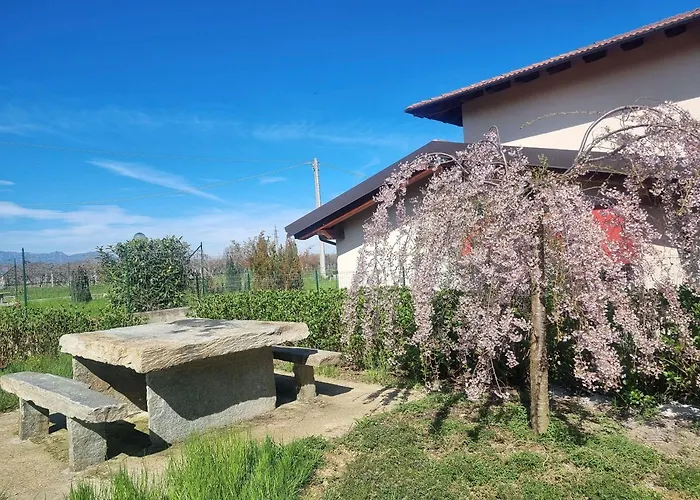 Bed & Breakfast Cascina La Demilana